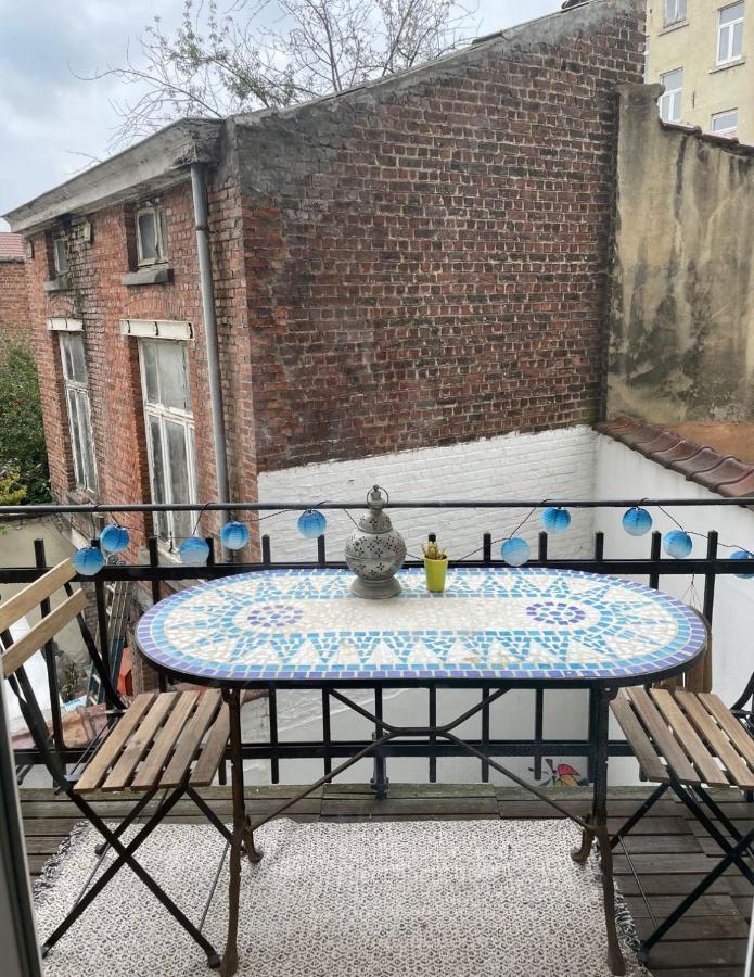 De Charme Dans Maison De Maître Bruxelloise Bruxelles